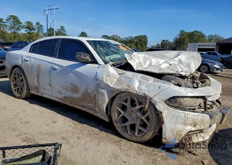 2018 Dodge Charger Sxt z USA, uszkodzony, nr VIN 2C3CDXBG4JH187572